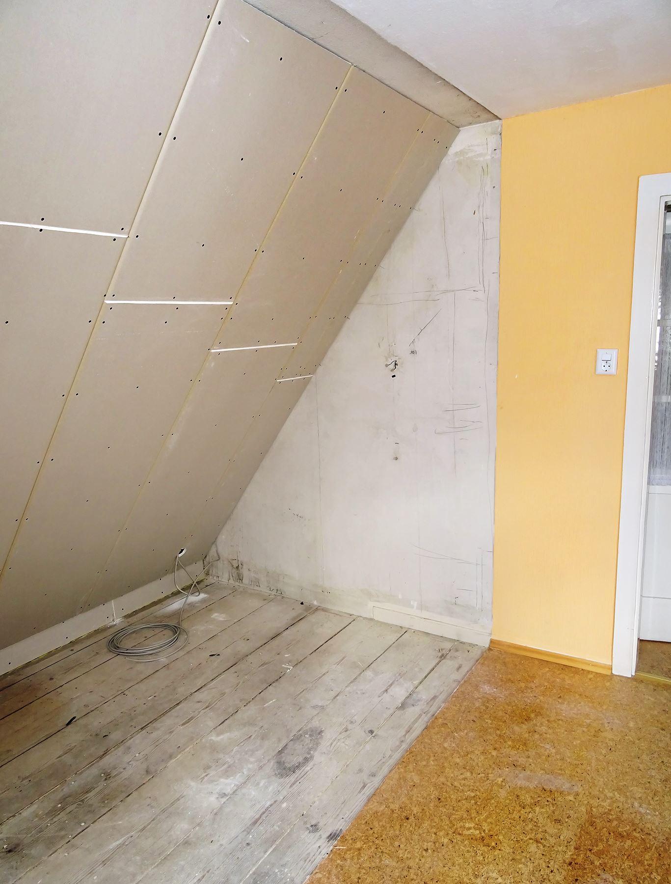 Dachschräge mit Gipskartonplatten